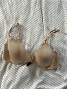 Victoria Secret - Beige T-Shirt Bra Classic Everyday Support